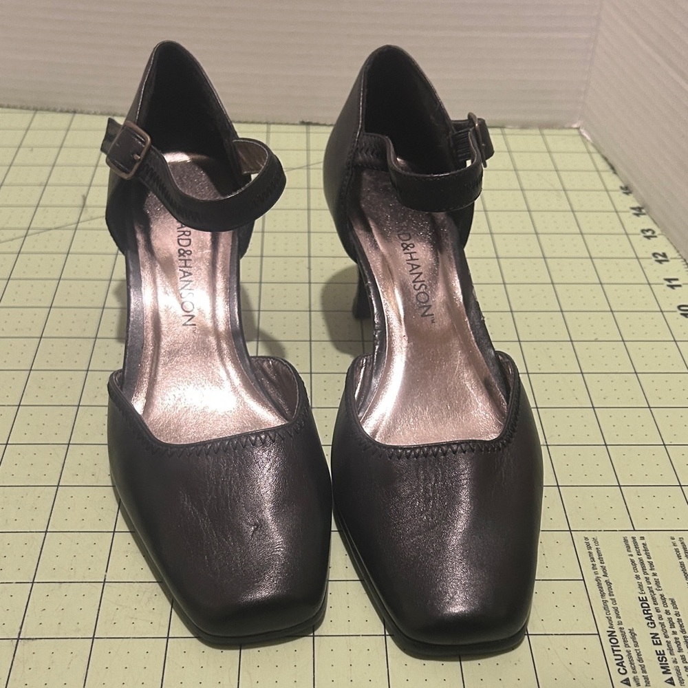 Black Women Shoes by Hillard & Hanson